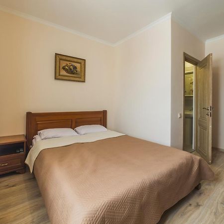 Villa Zhanna Central Park Truskavets Room photo