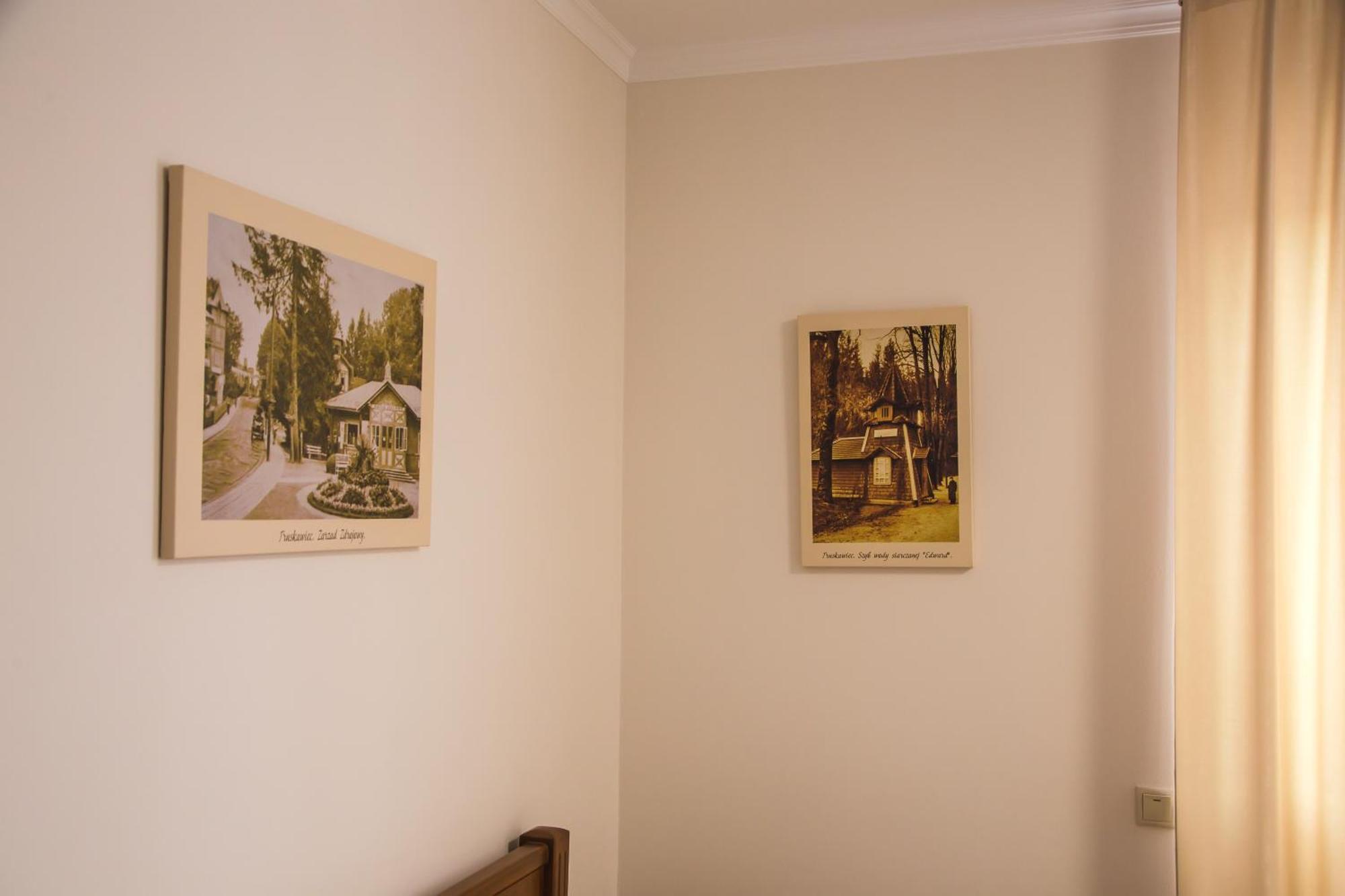 Villa Zhanna Central Park Truskavets Room photo